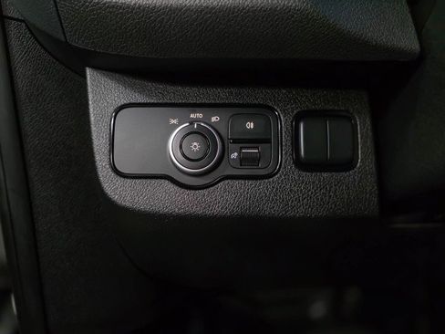 Used 2023 Mercedes-Benz Sprinter 2500 image 25