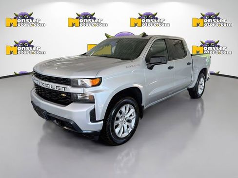 Used 2020 Chevrolet Silverado 1500 Custom w/ Custom Value Package AWD/4WD image 1