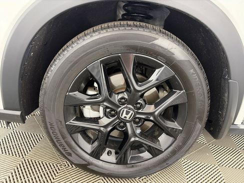 Used 2024 Honda HR-V Sport image 14