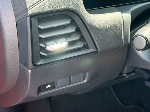 New 2026 Nissan Sentra SR FWD image 10