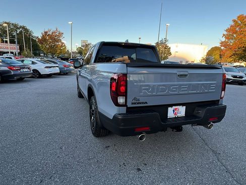 New 2026 Honda Ridgeline Black Edition image 6