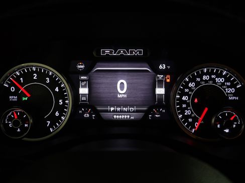 Used 2024 RAM 1500 Big Horn AWD/4WD image 18