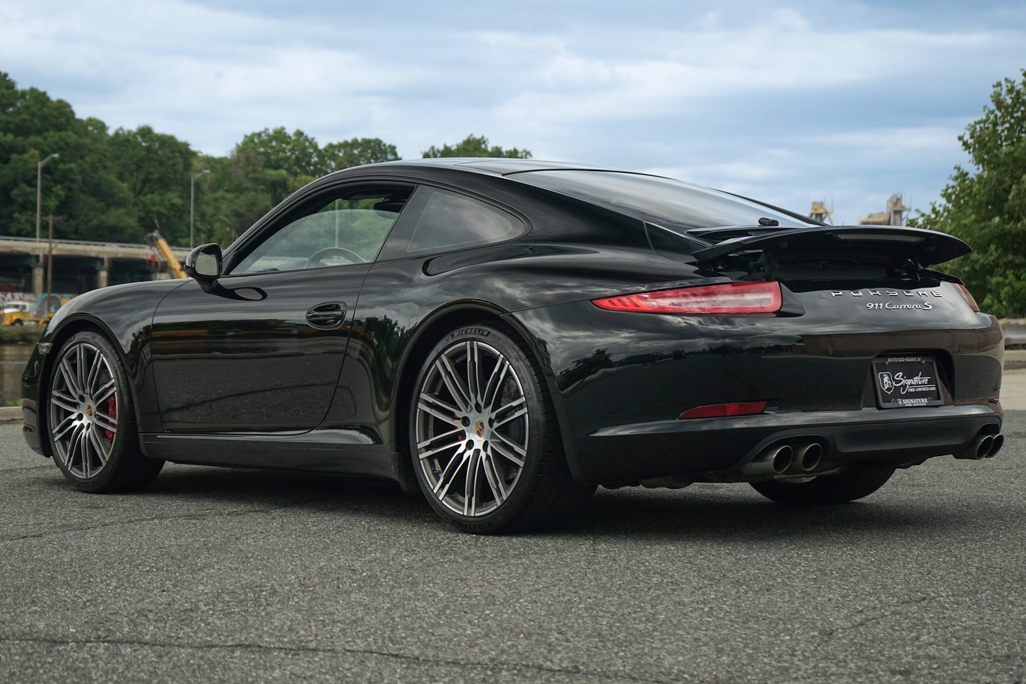 Used 2014 Porsche 911 Carrera S RWD image 3