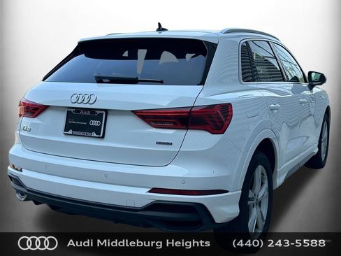 Used 2023 Audi Q3 2.0T Premium Plus w/ Premium Plus Package AWD/4WD image 9