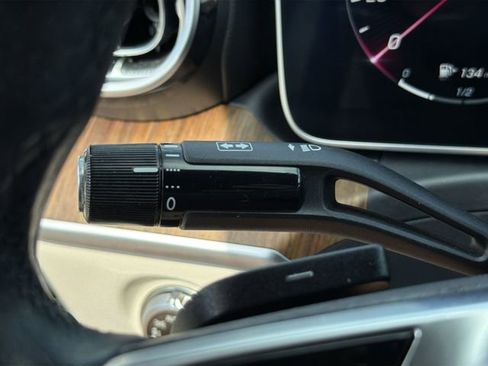 Used 2023 Mercedes-Benz C 300 Sedan image 30