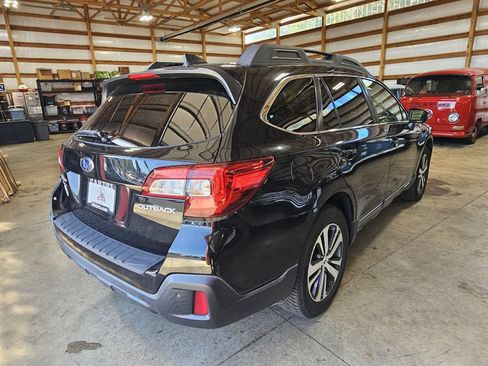 Used 2019 Subaru Outback 2.5i Limited AWD/4WD image 8