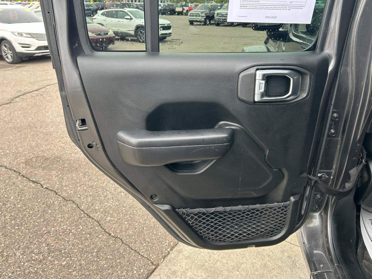 Used 2018 Jeep Wrangler Unlimited Sport S AWD/4WD image 13