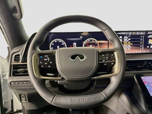 Used 2025 INFINITI QX80 Autograph AWD/4WD image 11