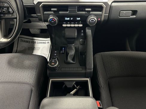 Used 2025 Toyota 4Runner SR5 image 38