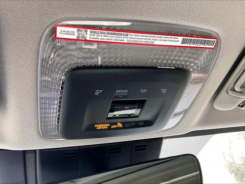 New 2026 Toyota Prius XSE image 18