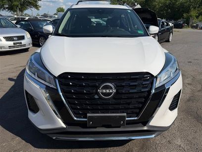 Used 2024 Nissan Kicks SV w/ Exterior Package