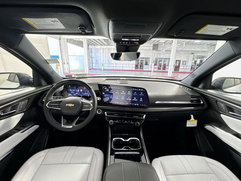 New 2026 Chevrolet Traverse High Country image 23