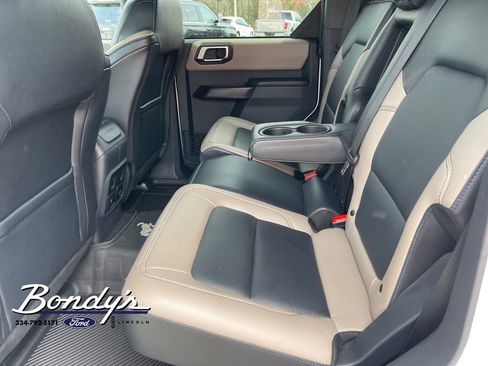 Used 2024 Ford Bronco Wildtrak image 11