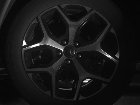 Used 2025 Jeep Compass Limited image 14