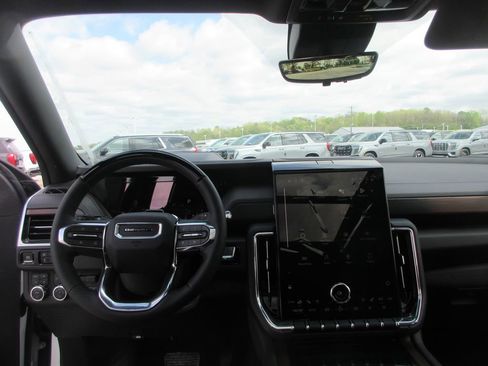 New 2026 GMC Yukon Denali image 16