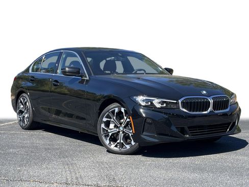 New 2026 BMW 330i Sedan w/ Premium Package image 2