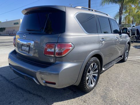 Used 2019 Nissan Armada SL w/ Premium Package RWD image 9