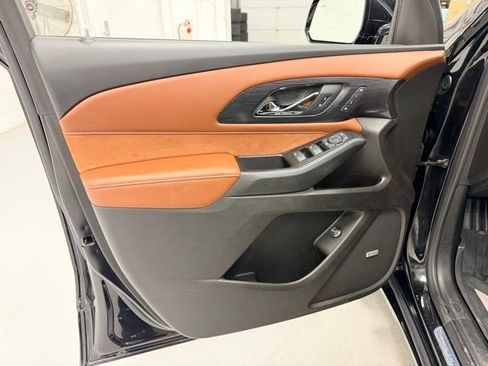 Certified 2020 Chevrolet Traverse High Country image 23