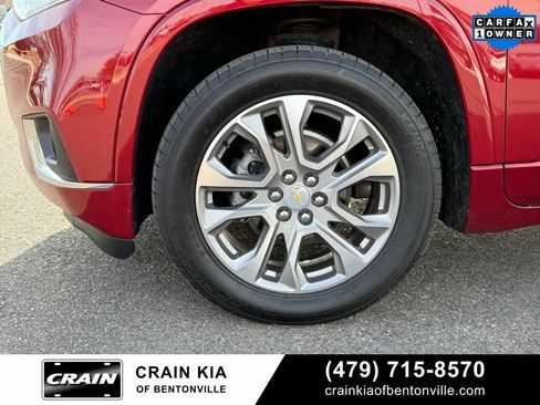Used 2021 Chevrolet Traverse Premier FWD image 36