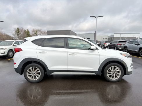 Used 2017 Hyundai Tucson SE Plus FWD image 14