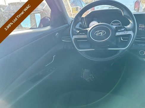 Certified 2023 Hyundai Elantra SEL w/ Convenience Package image 35