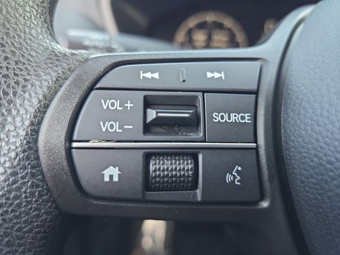 Used 2025 Honda HR-V LX image 21