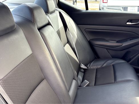 Used 2022 Nissan Altima 2.5 SR image 11