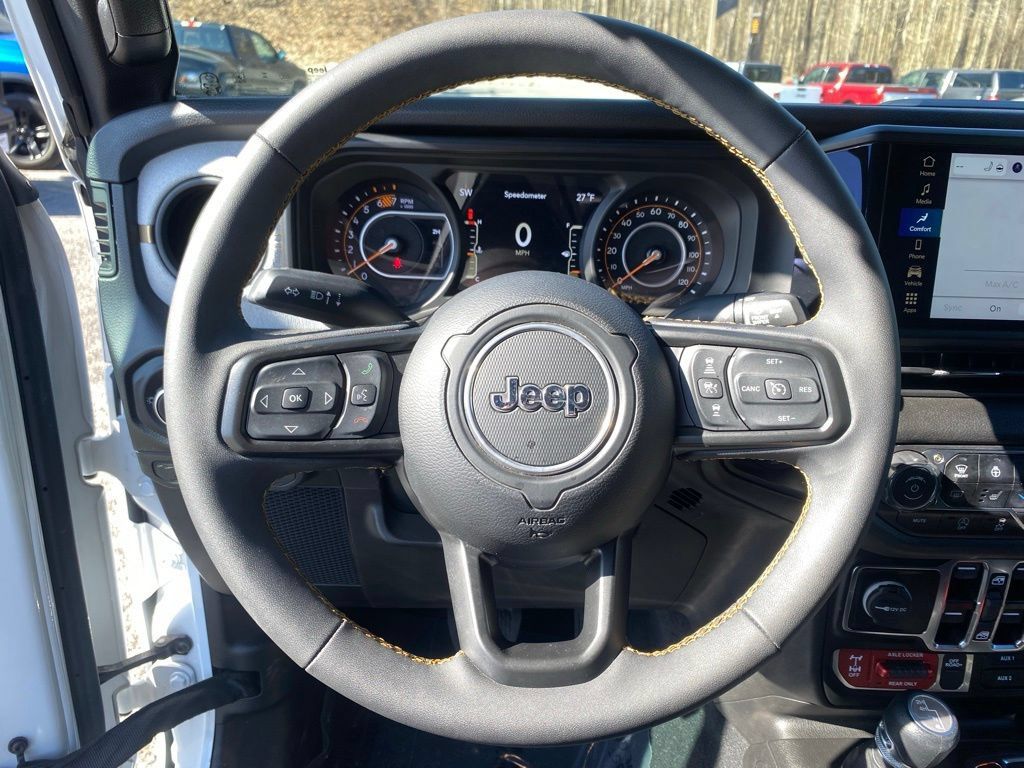 Used 2024 Jeep Wrangler Unlimited Sport AWD/4WD image 14