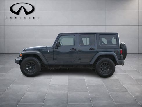 Used 2016 Jeep Wrangler Unlimited Sport w/ Quick Order Package 24S AWD/4WD image 4