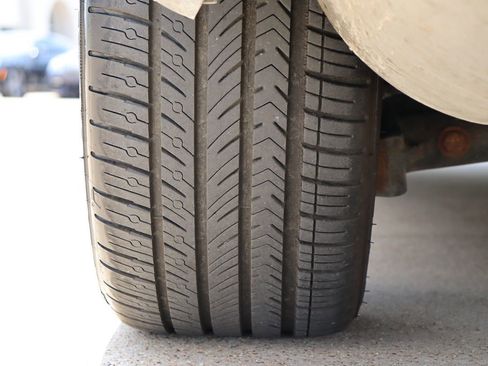 Used 2004 Jaguar XK8 Convertible image 46