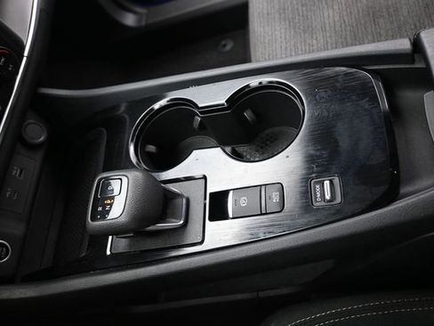 Used 2023 Nissan Rogue SV image 24