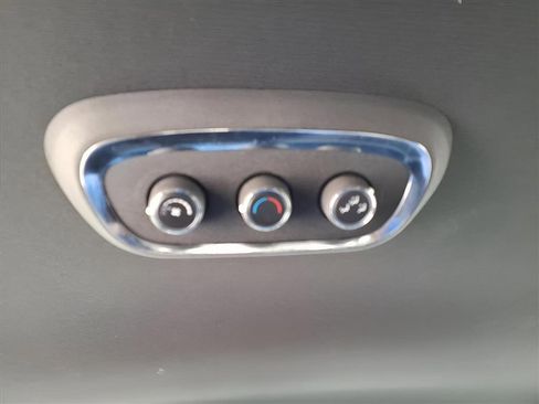 Used 2020 Dodge Durango SXT image 21