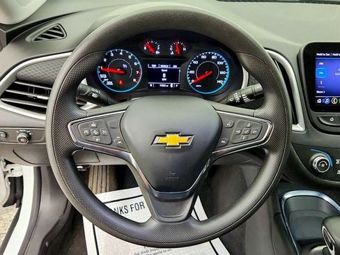 Used 2021 Chevrolet Malibu LS w/ Driver Confidence Package II FWD image 13