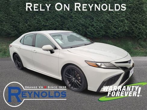 Used 2024 Toyota Camry XSE image 1