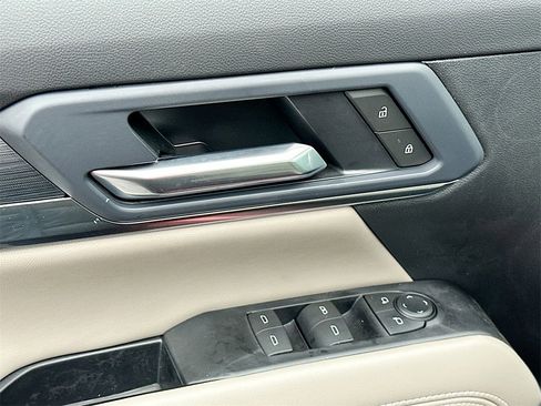 New 2026 GMC Terrain Elevation w/ Elevation Premium Package image 21