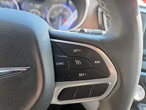 Used 2023 Chrysler Voyager LX image 16