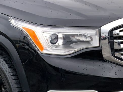Used 2019 GMC Acadia SLT w/ LPO, Floor Liner Package FWD image 24