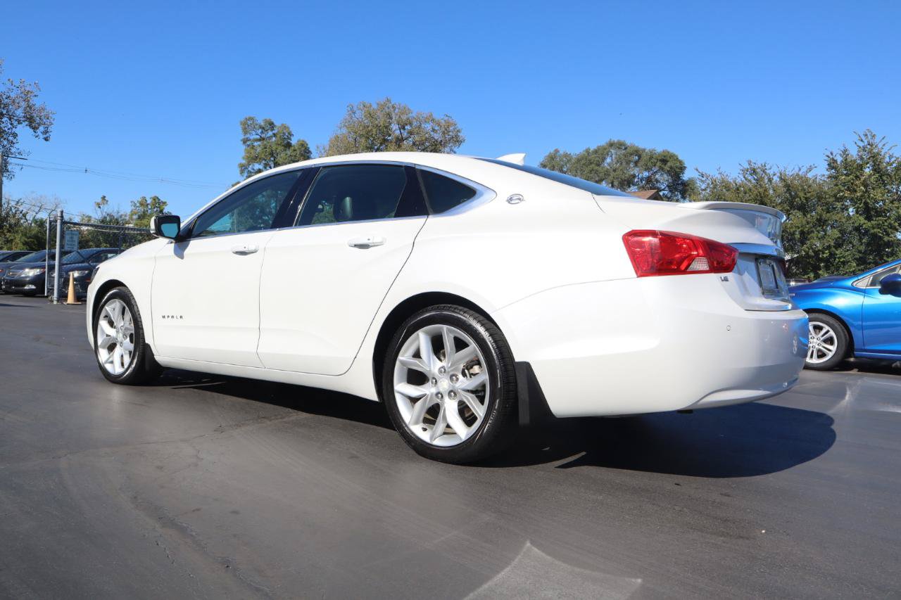 Used 2016 Chevrolet Impala LT w/ Leather Package FWD image 3