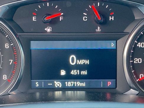 Used 2025 Chevrolet Blazer LT image 16