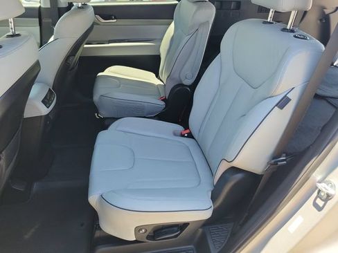 Used 2024 Hyundai Palisade SEL FWD image 26