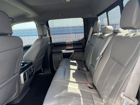 Used 2020 Ford F150 Lariat RWD image 19