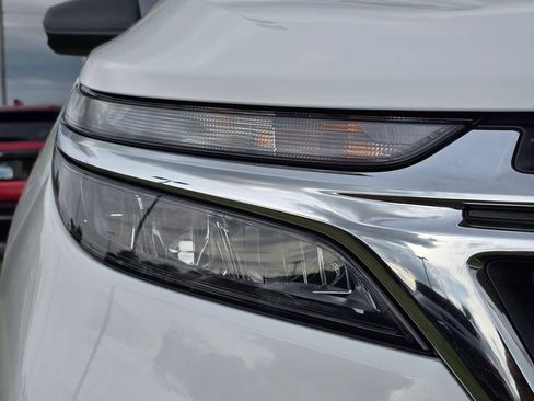 Used 2024 Chevrolet Equinox LS w/ LS Convenience Package FWD image 10