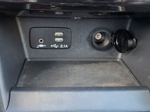 Certified 2022 Subaru Forester Touring w/ Popular Package #2 image 34