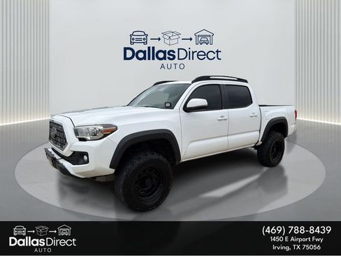 Used 2019 Toyota Tacoma TRD Off-Road image 1