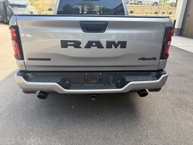 Used 2025 RAM 1500 Big Horn AWD/4WD image 4
