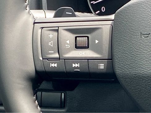 New 2026 Nissan Rogue SV image 15