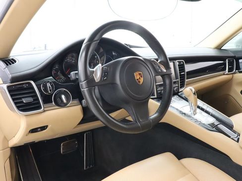 Used 2016 Porsche Panamera Edition w/ Premium Package Plus RWD image 17