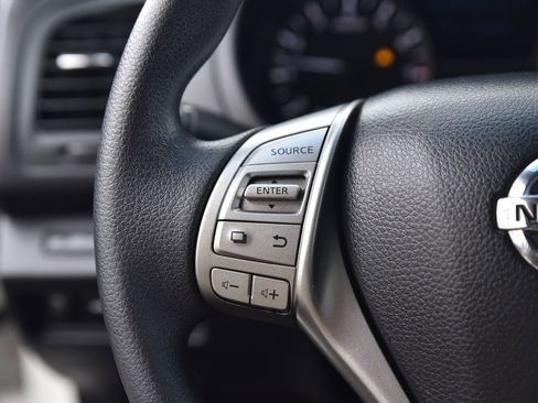 Used 2013 Nissan Altima 2.5 S image 17