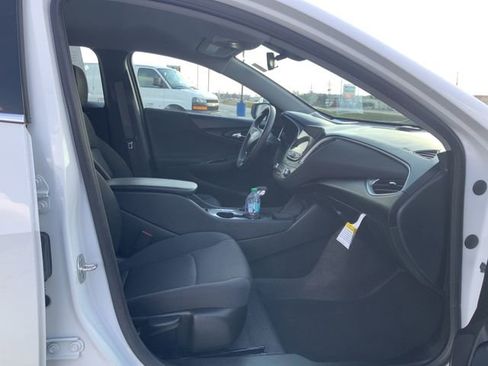 Used 2024 Chevrolet Malibu LS image 16