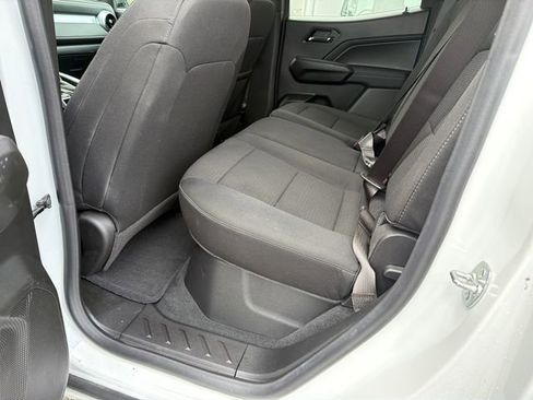 Used 2025 Chevrolet Colorado LT RWD image 20